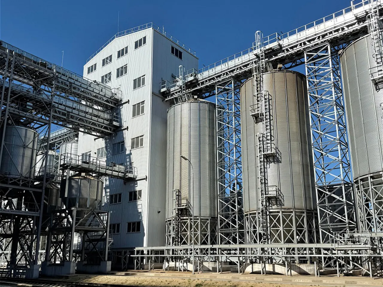 Фото Элеваторный комплекс 